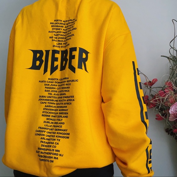 🏁SOLD🏁 CUTE & TRENDY Yellow Justin Bieber Jumper - Picture 5 of 6